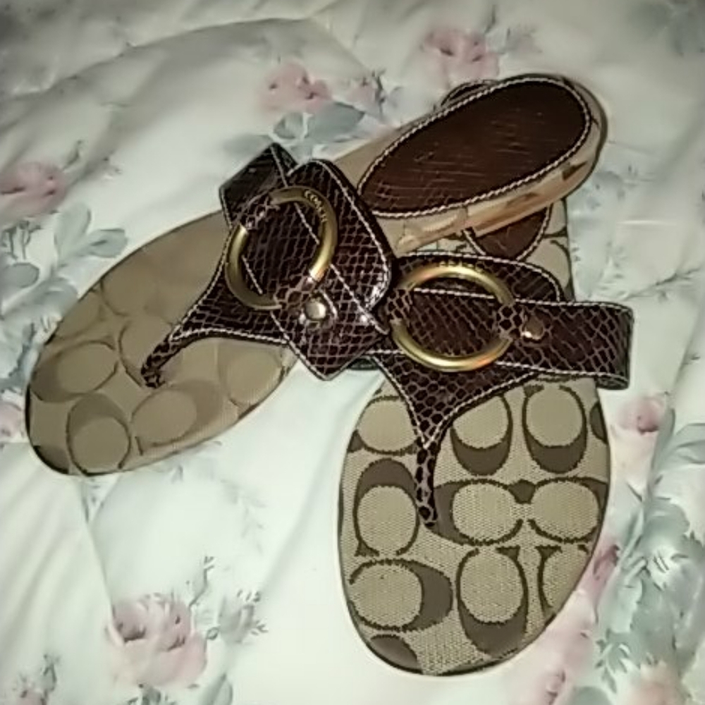 Coach 6.5 Flat Sandals
